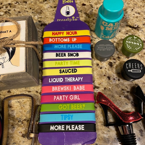 Wine and Beer Accessories Bundle - Picture 5 of 7